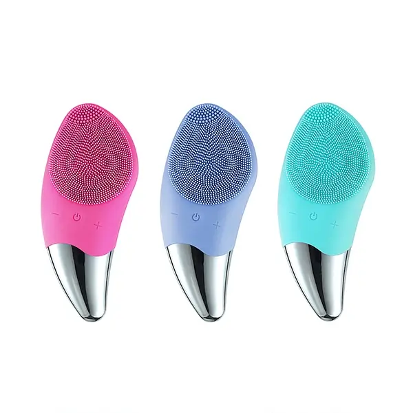 Silicone color customization on facial brush